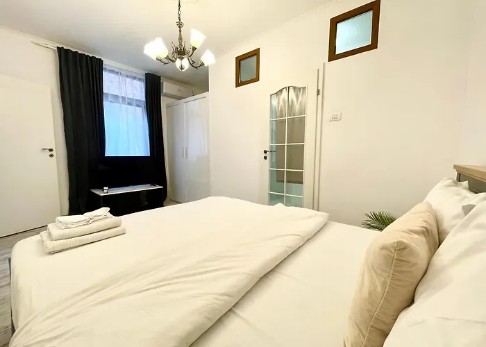 Point 0 Apartment Bucureşti